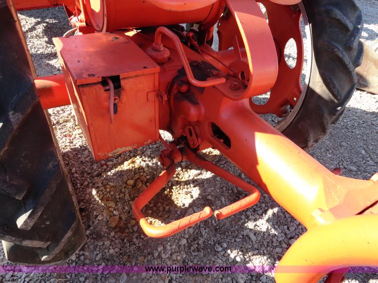 image for item A2409 Allis Chalmers G tractor