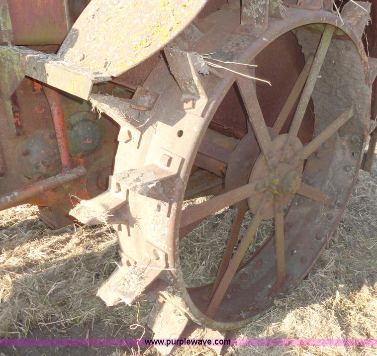 image for item A3124 Case L tractor