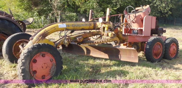 image for item A3126 Allis Chalmers D grader