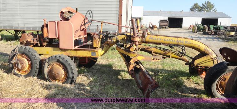 image for item A3126 Allis Chalmers D grader