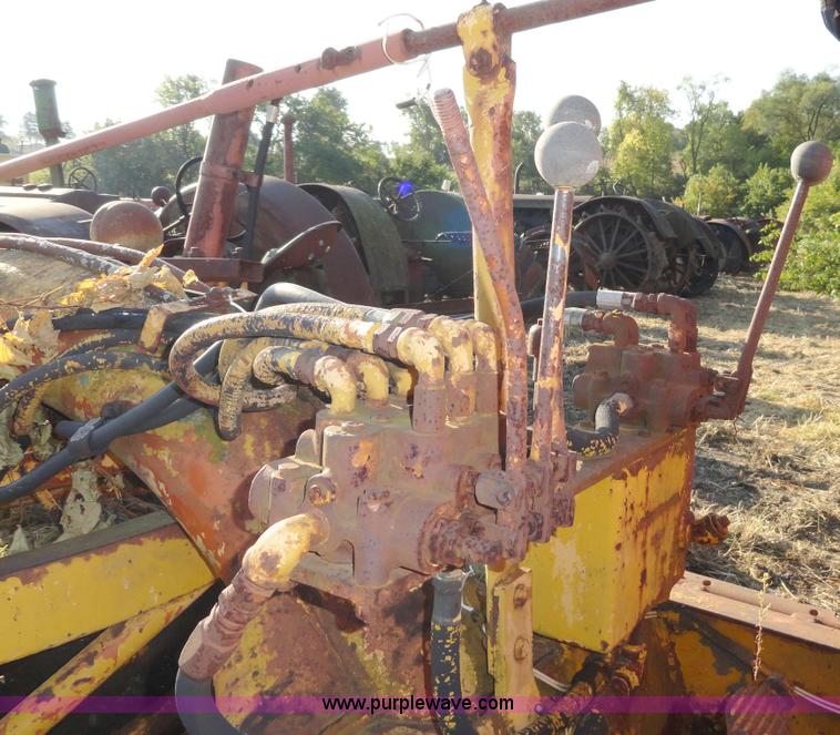 image for item A3126 Allis Chalmers D grader