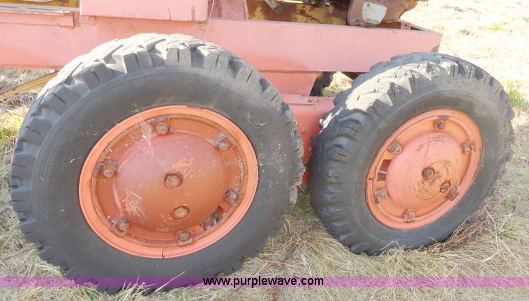 image for item A3126 Allis Chalmers D grader