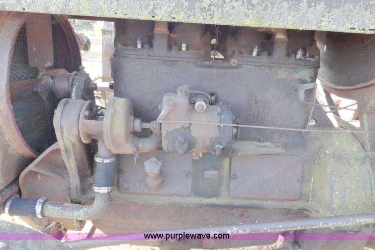 image for item A3128 Allis Chalmers E tractor