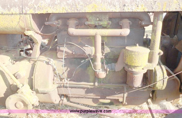 image for item A3128 Allis Chalmers E tractor