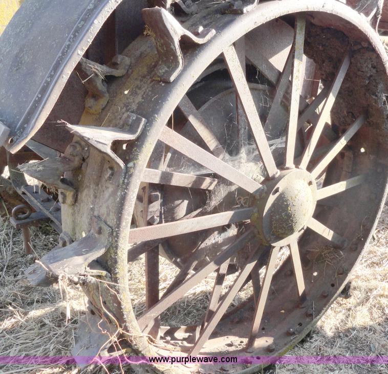 image for item A3128 Allis Chalmers E tractor