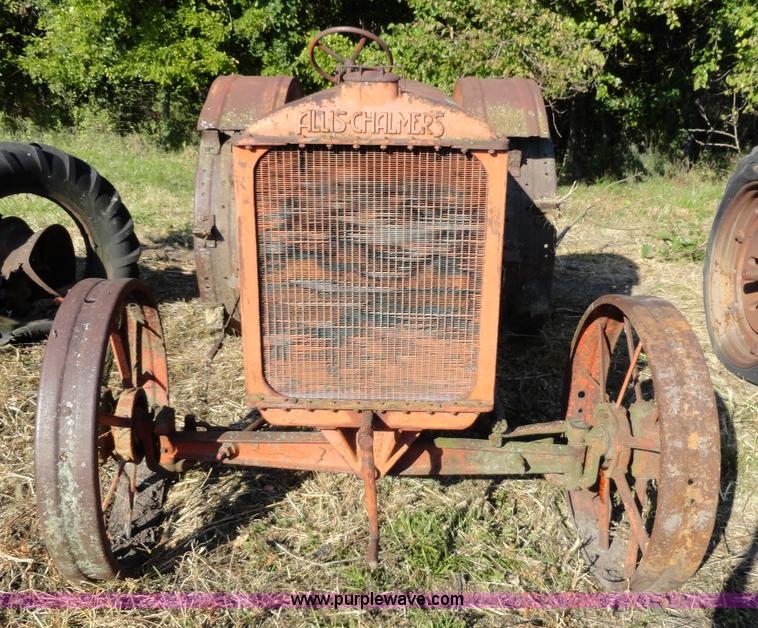 image for item A3134 Allis Chalmers E tractor