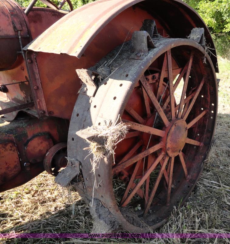 image for item A3134 Allis Chalmers E tractor