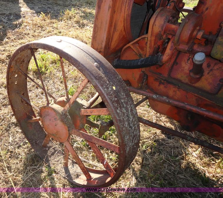 image for item A3134 Allis Chalmers E tractor