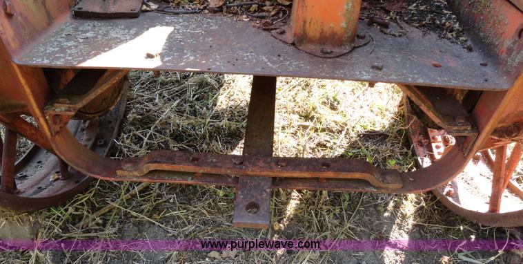 image for item A3134 Allis Chalmers E tractor