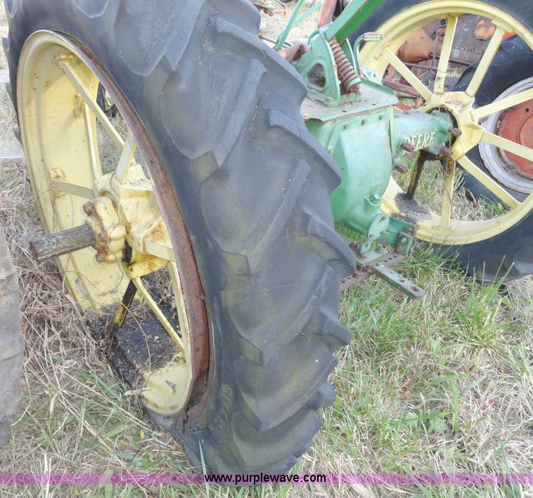image for item A3141 John Deere B tractor