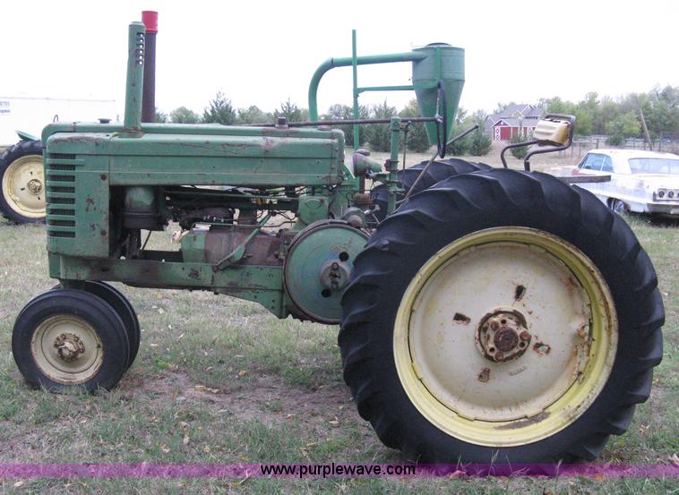image for item A6002 John Deere model G tractor