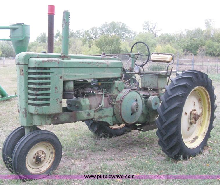 image for item A6002 John Deere model G tractor