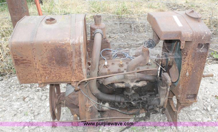 image for item B9376 Case RC tractor engine