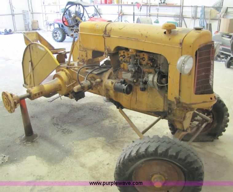 image for item C9543 1949 Minneapolis Moline RTS tractor