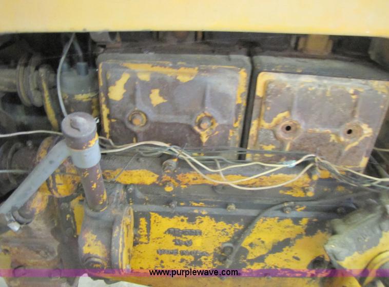 image for item C9543 1949 Minneapolis Moline RTS tractor