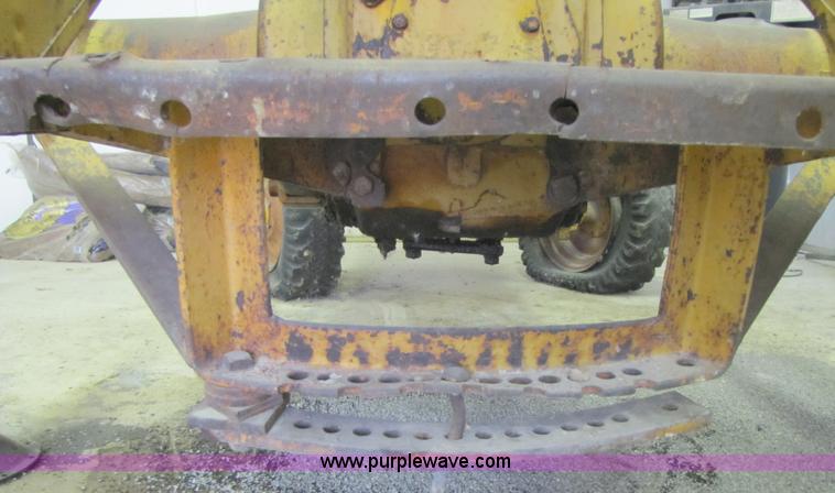 image for item C9543 1949 Minneapolis Moline RTS tractor