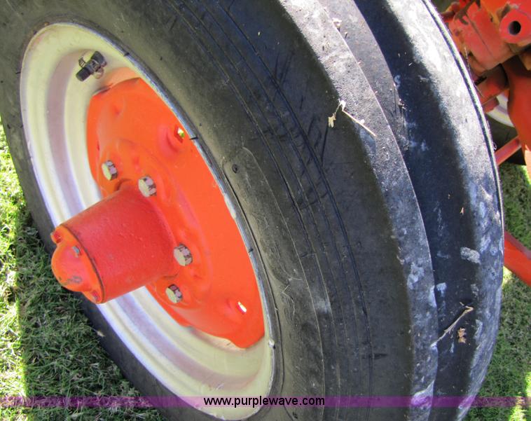 image for item C9544 1958 Case 200 tractor