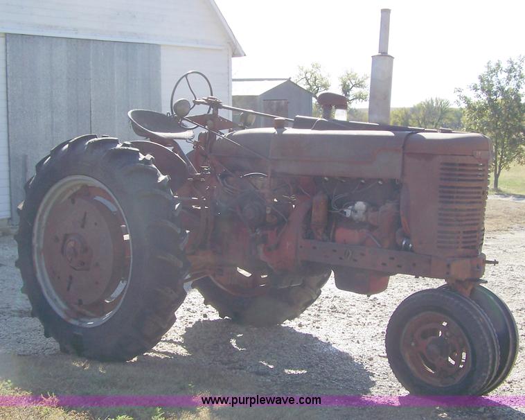 image for item D8538 1949 Farmall M tractor