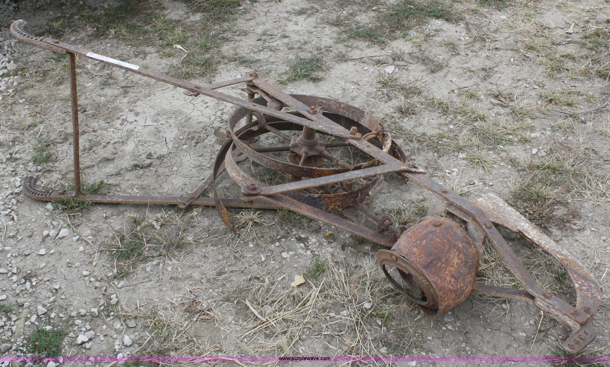 Corn planter in Kansas City, KS Item B9381 sold Purple Wave