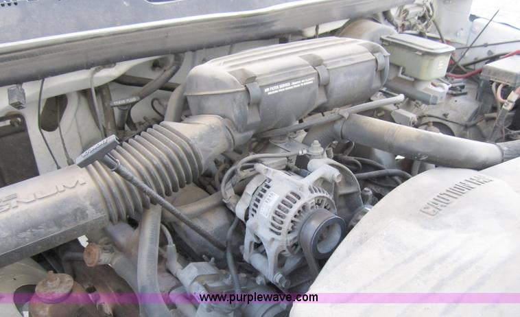 image for item A1520 1995 Dodge Ram 3500 box truck