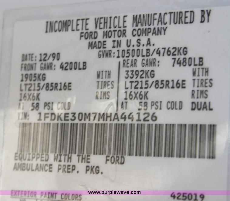 image for item A2928 1991 Ford E350 ambulance