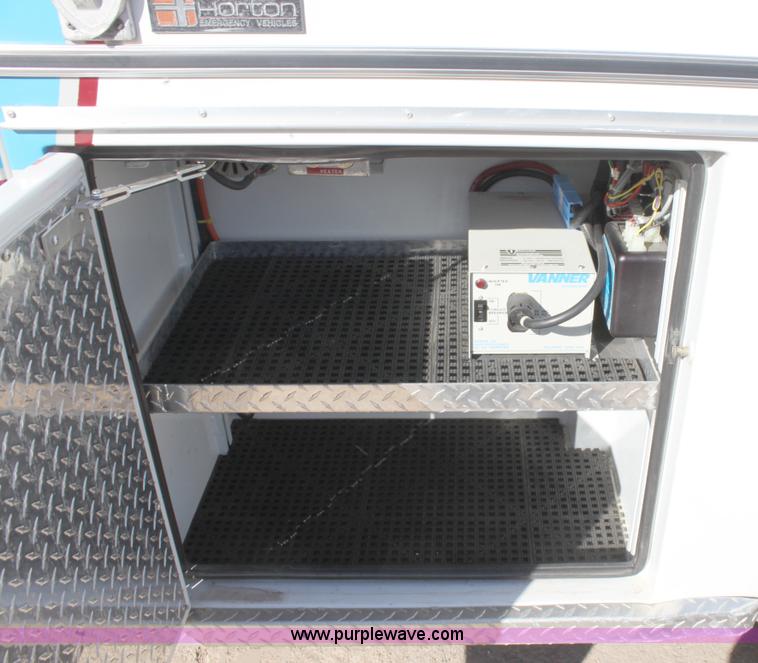 image for item A2928 1991 Ford E350 ambulance