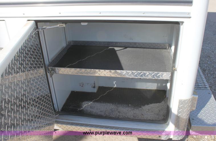 image for item A2928 1991 Ford E350 ambulance