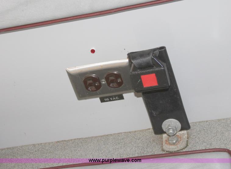 image for item A2928 1991 Ford E350 ambulance