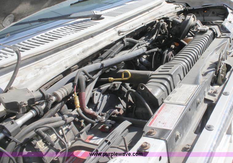 image for item A2928 1991 Ford E350 ambulance