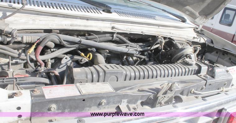 image for item A2928 1991 Ford E350 ambulance