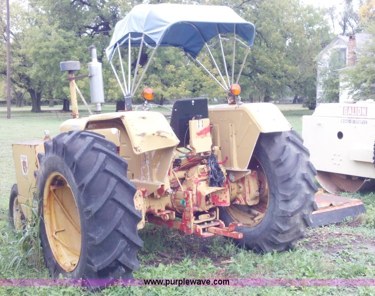 image for item A2940 Case 995 tractor