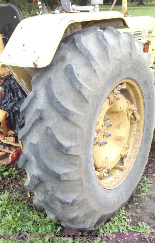 image for item A2940 Case 995 tractor