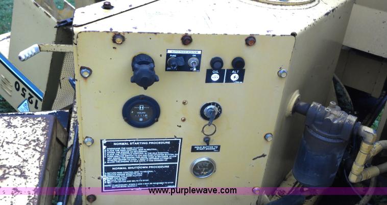 image for item A2941 Vermeer 1250 chipper