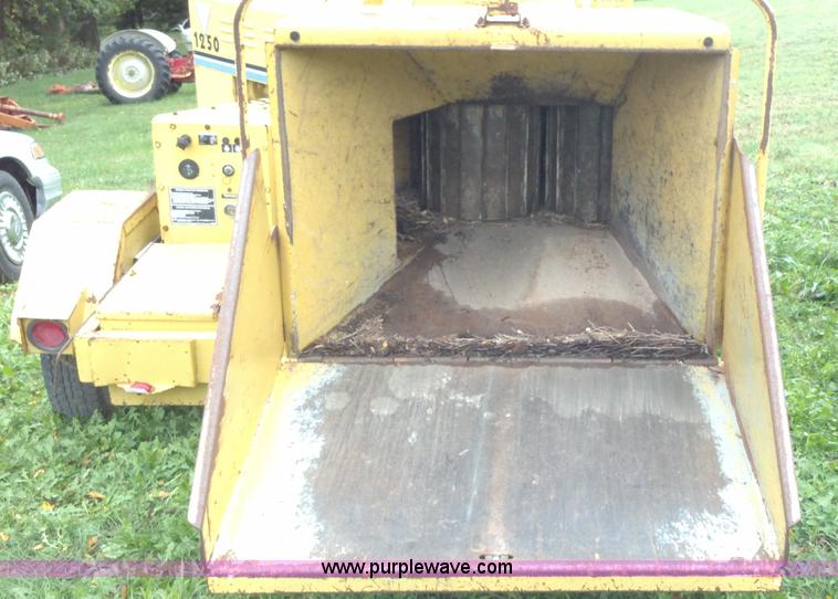 image for item A2941 Vermeer 1250 chipper