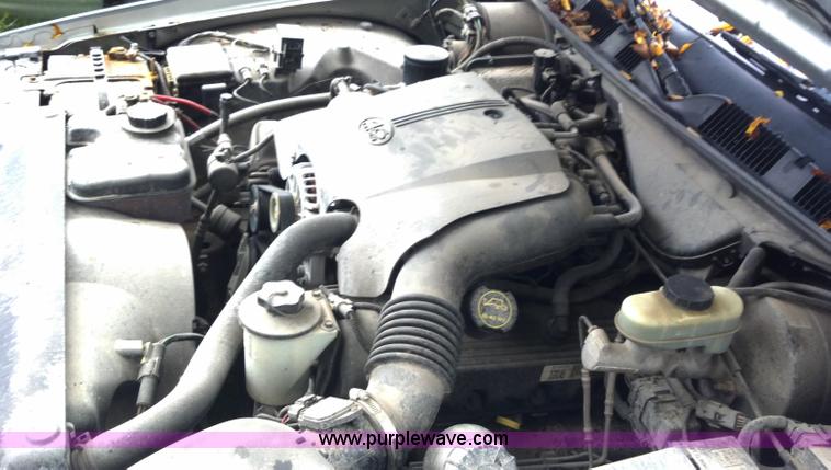image for item A2994 2002 Ford Crown Victoria