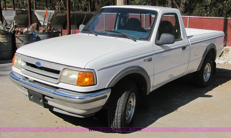 image for item A5010 1993 Ford Ranger pickup truck