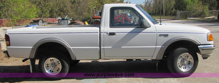 image for item A5010 1993 Ford Ranger pickup truck