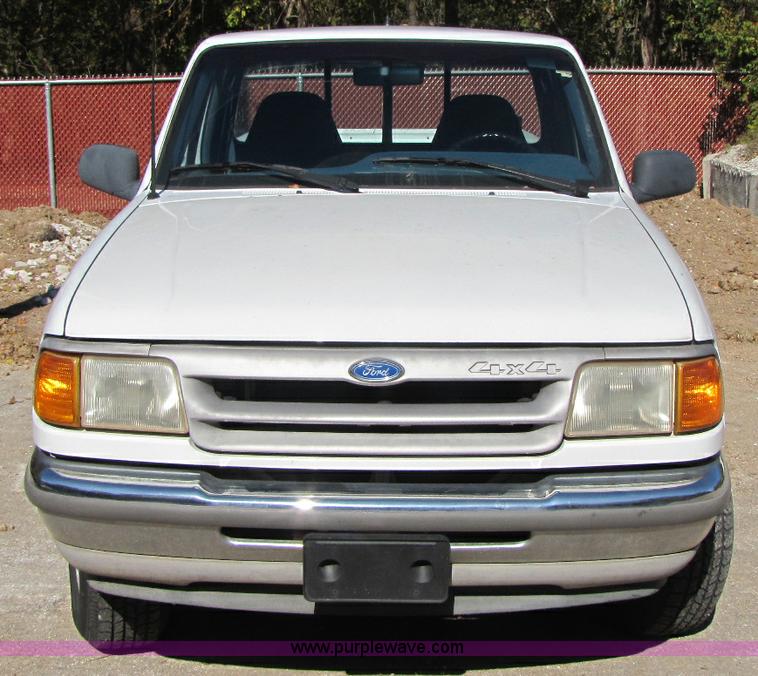 image for item A5010 1993 Ford Ranger pickup truck