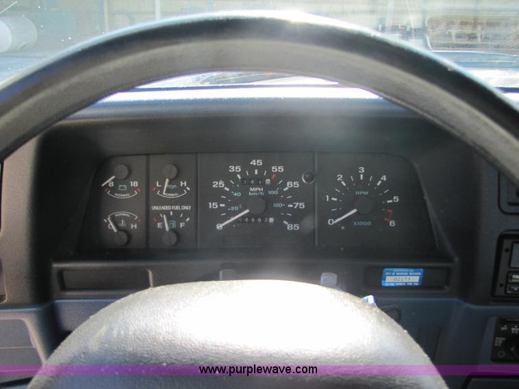 image for item A5010 1993 Ford Ranger pickup truck