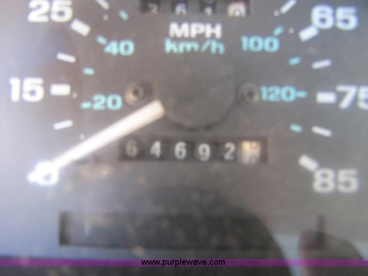 image for item A5010 1993 Ford Ranger pickup truck