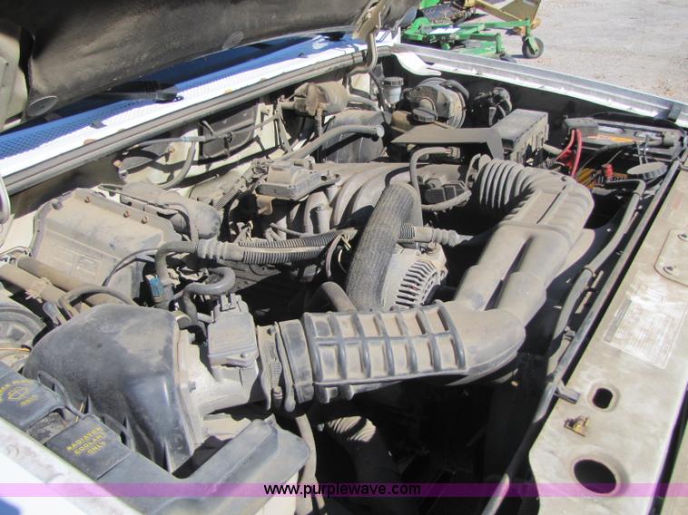 image for item A5010 1993 Ford Ranger pickup truck
