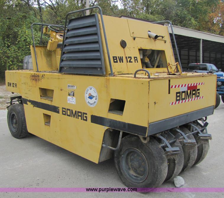 image for item A5016 Bomag BW12R roller