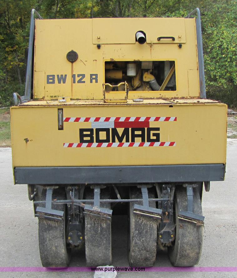 image for item A5016 Bomag BW12R roller