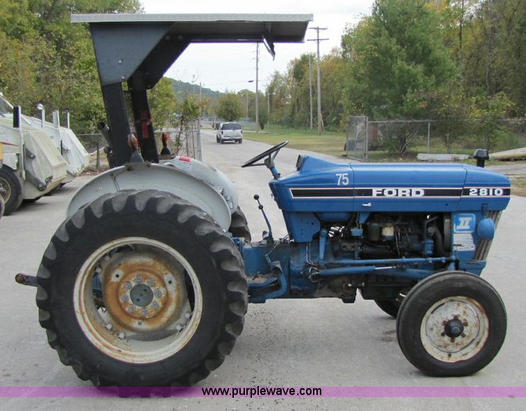 image for item A5018 Ford 2810 tractor