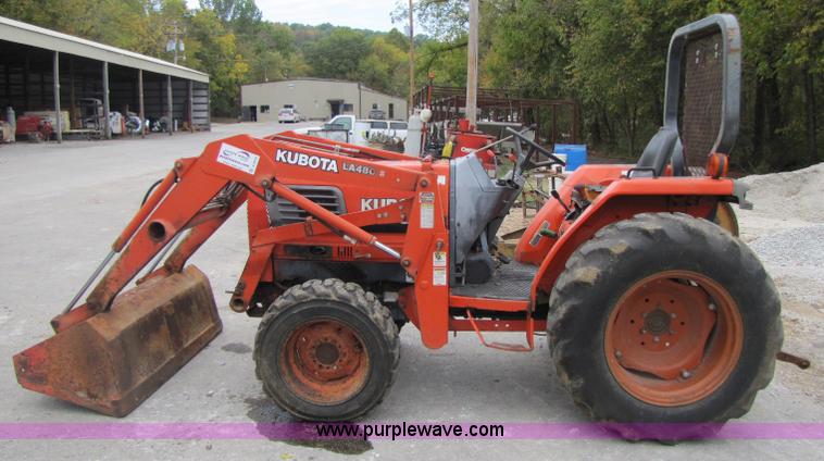 image for item A5019 Kubota L2900 MFWD tractor