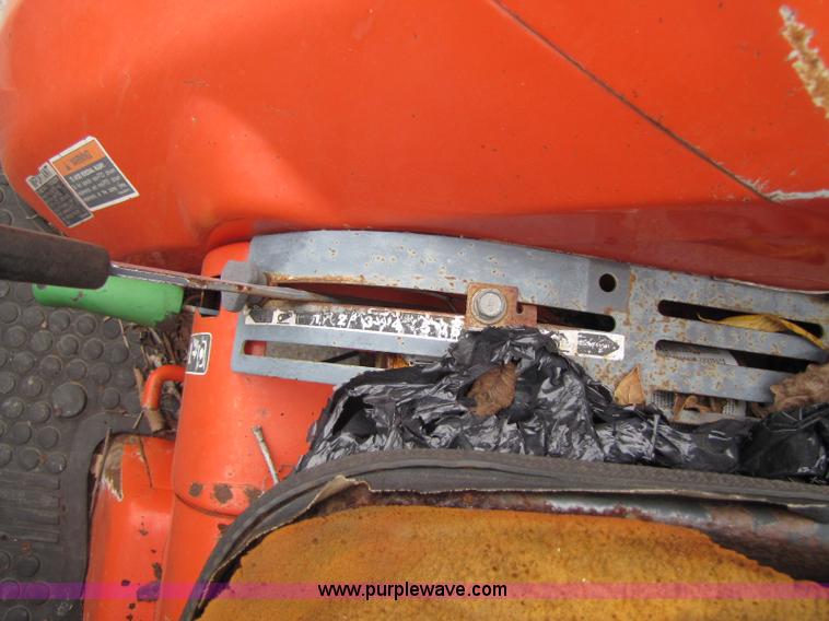 image for item A5019 Kubota L2900 MFWD tractor