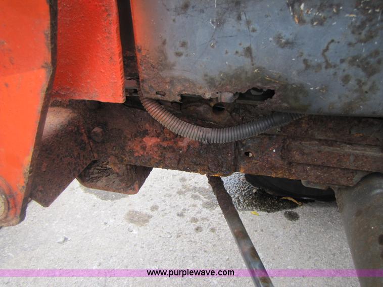 image for item A5019 Kubota L2900 MFWD tractor