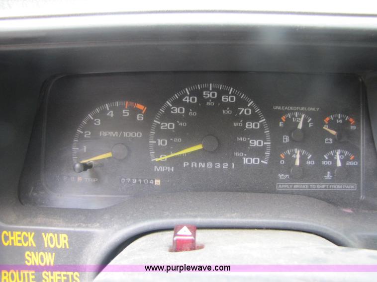 image for item A5021 1996 Chevrolet K2500 pickup truck