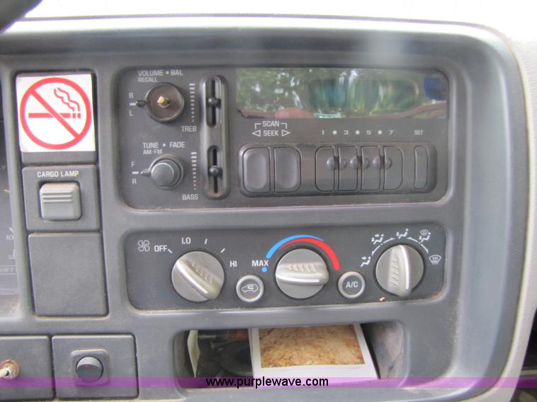 image for item A5021 1996 Chevrolet K2500 pickup truck