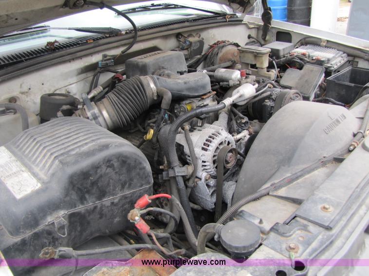 image for item A5021 1996 Chevrolet K2500 pickup truck